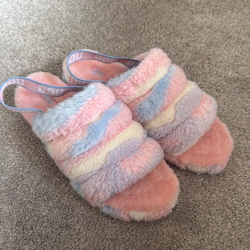 Brand new never worn ugg slippers